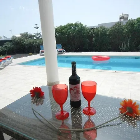 Playa Blanca Sleeps 7 With Pool Villa Playa Blanca (Lanzarote)